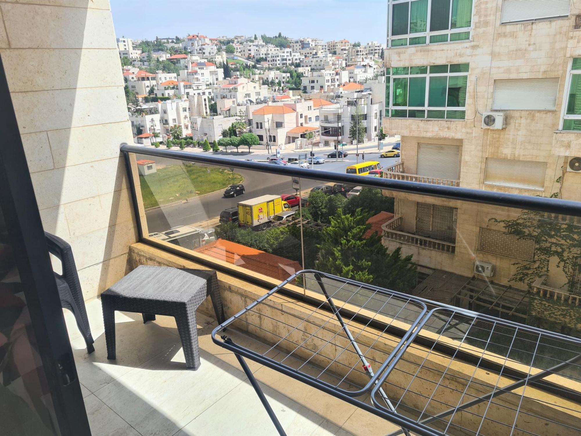 Dair Ghbar Gate Apartments Amman Dış mekan fotoğraf
