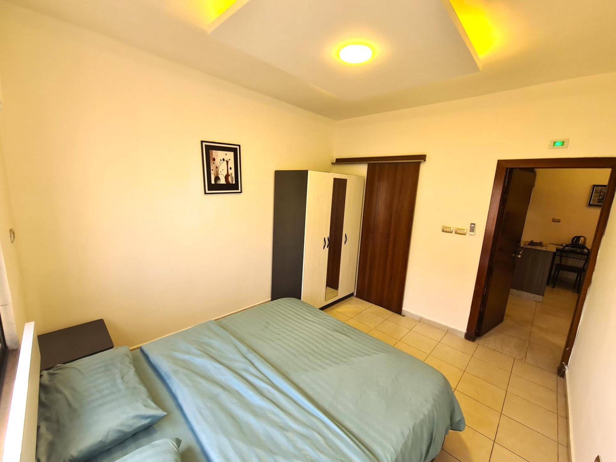 Dair Ghbar Gate Apartments Amman Oda fotoğraf