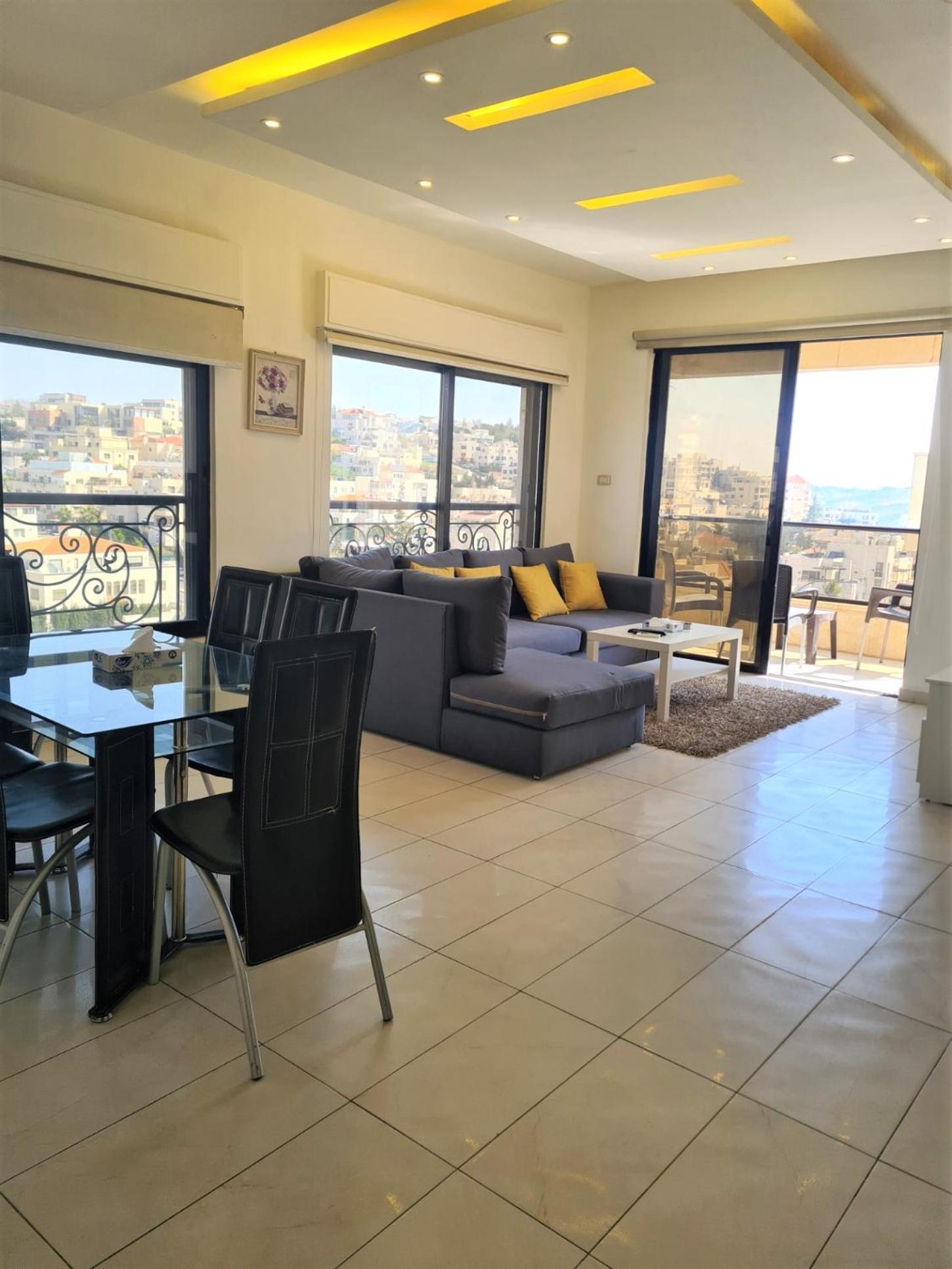Dair Ghbar Gate Apartments Amman Dış mekan fotoğraf