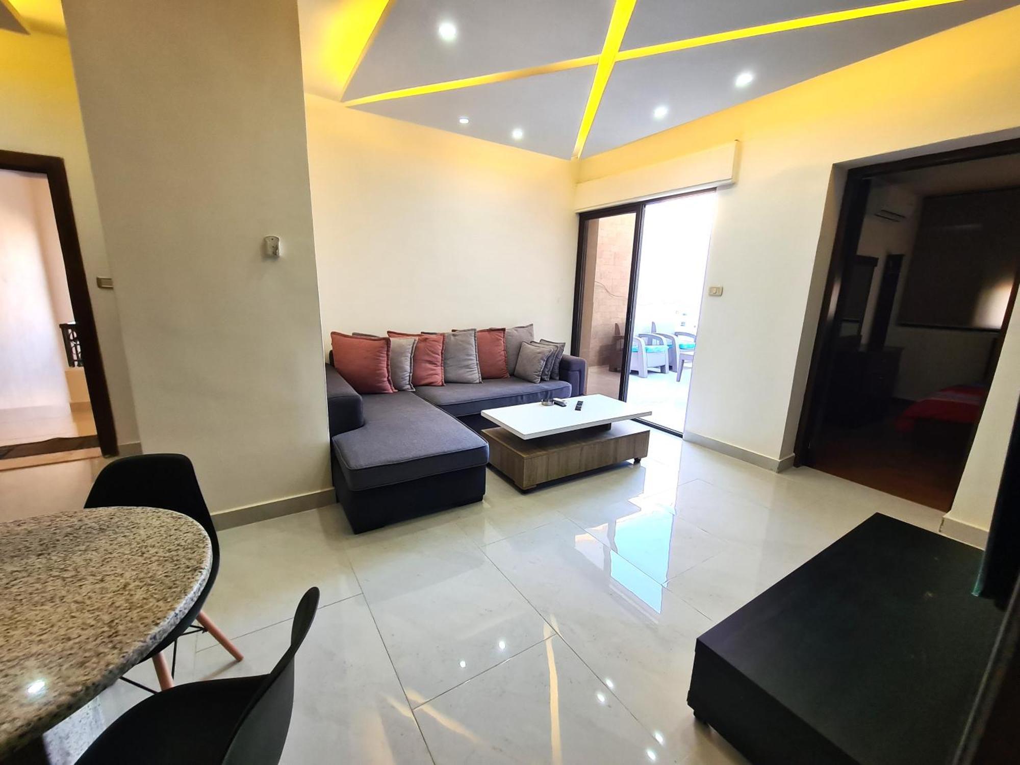 Dair Ghbar Gate Apartments Amman Oda fotoğraf