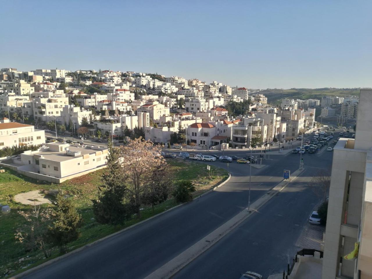 Dair Ghbar Gate Apartments Amman Dış mekan fotoğraf